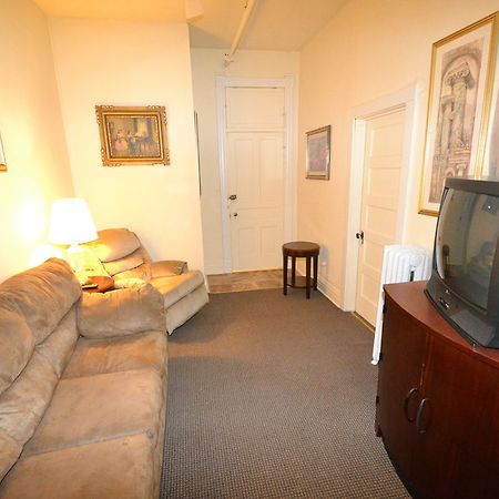 Perfect Stay Inn & Suites Blair エクステリア 写真