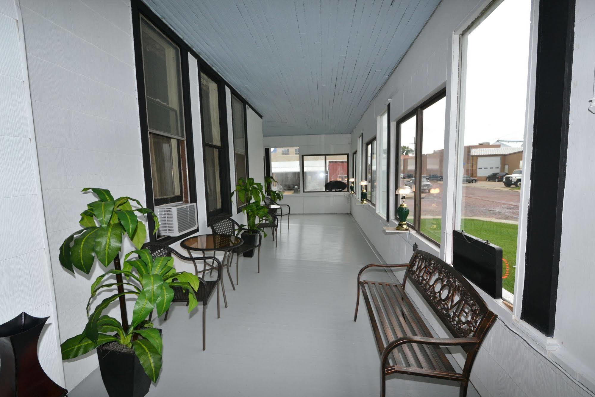 Perfect Stay Inn & Suites Blair エクステリア 写真